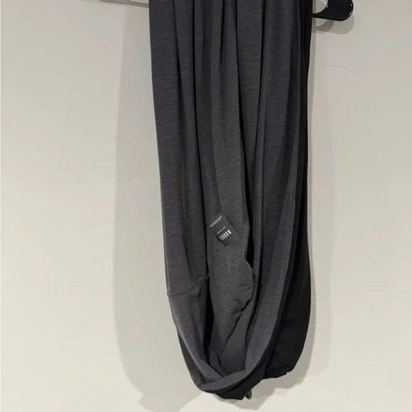 NOBULL Black Apparel Tag - Picture 5 of 6